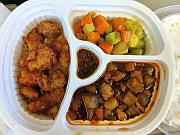 菠蘿咕嚕肉拼宮保雞丁飯