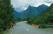 川藏公路拉薩往林芝段